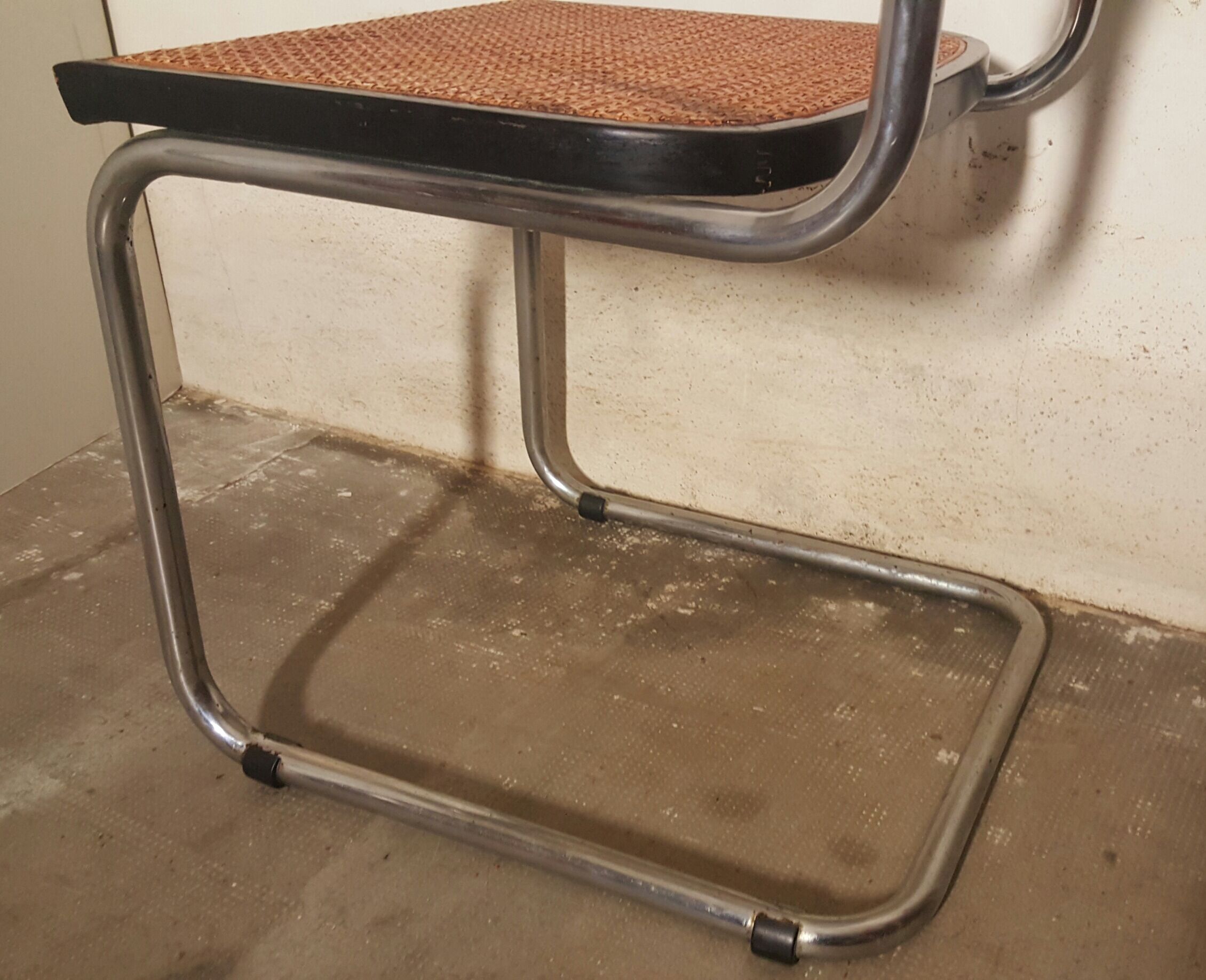 Chaise B32 Marcel Breuer