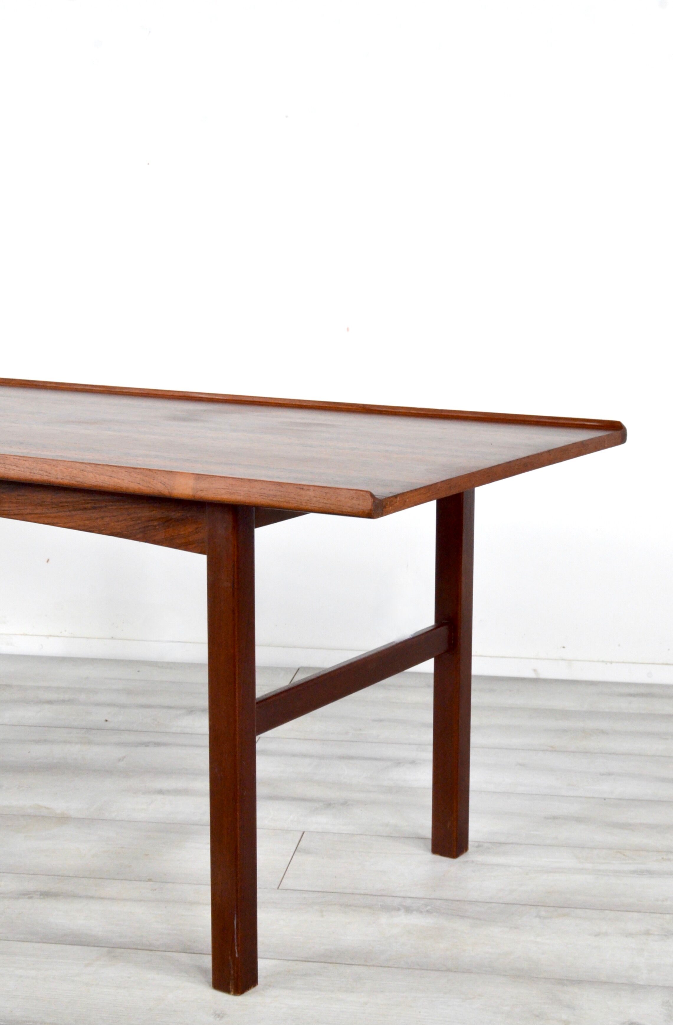 Midcentury danish coffee table in rosewood by Anton Kildeberg