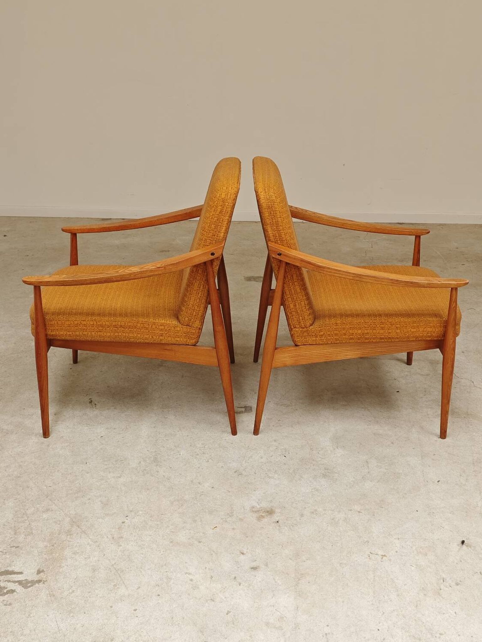 Pair of Czech armchairs in mustard flecked fabric, 1960.