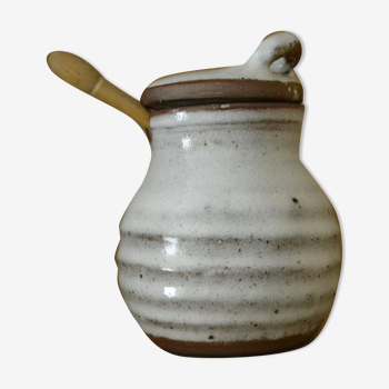 Artisanal sandstone mustard pot