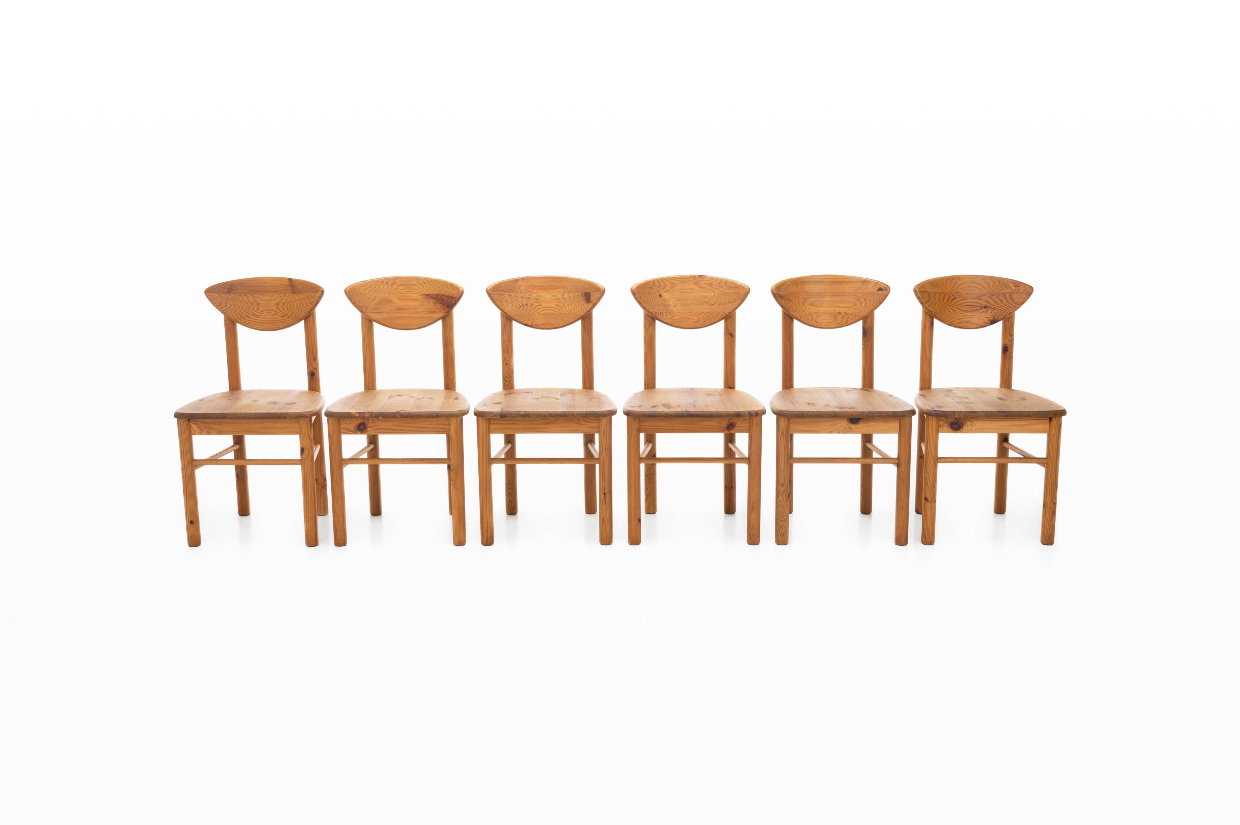 Suite de 6 chaises à repas vintage en pin