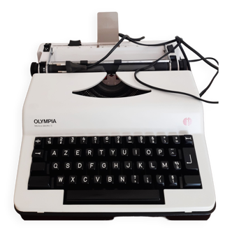 Machine à écrire portative Olympia , électrique , vintage, blanche  , fonctionnelle , ruban neuf