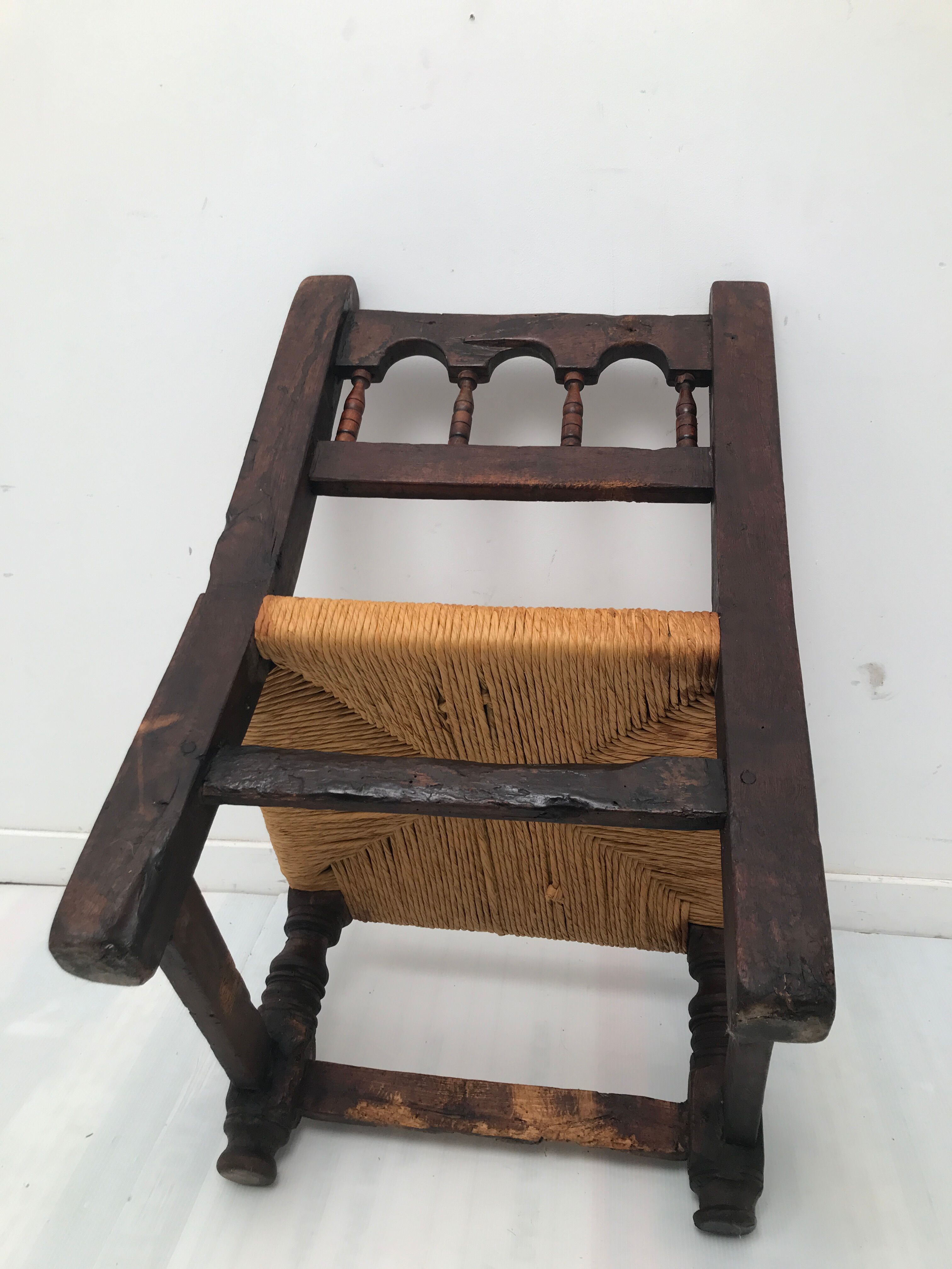 Vintage children's straw chair 70