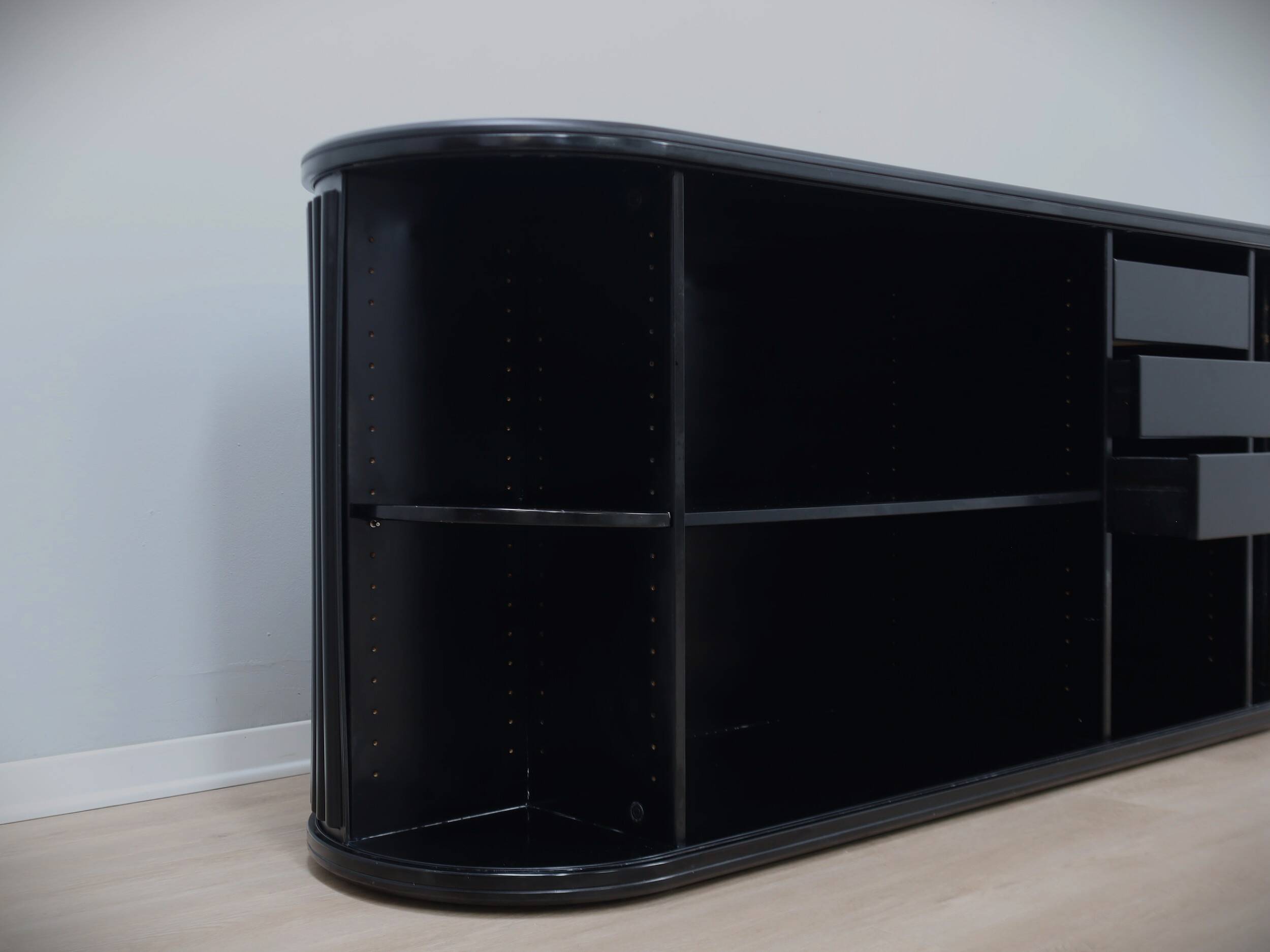 Vintage A’dammer laminate sideboard by A. van den Nieuwelaar for De Padova