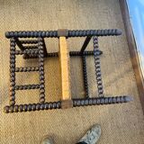 Corner chair in turned wood and straw