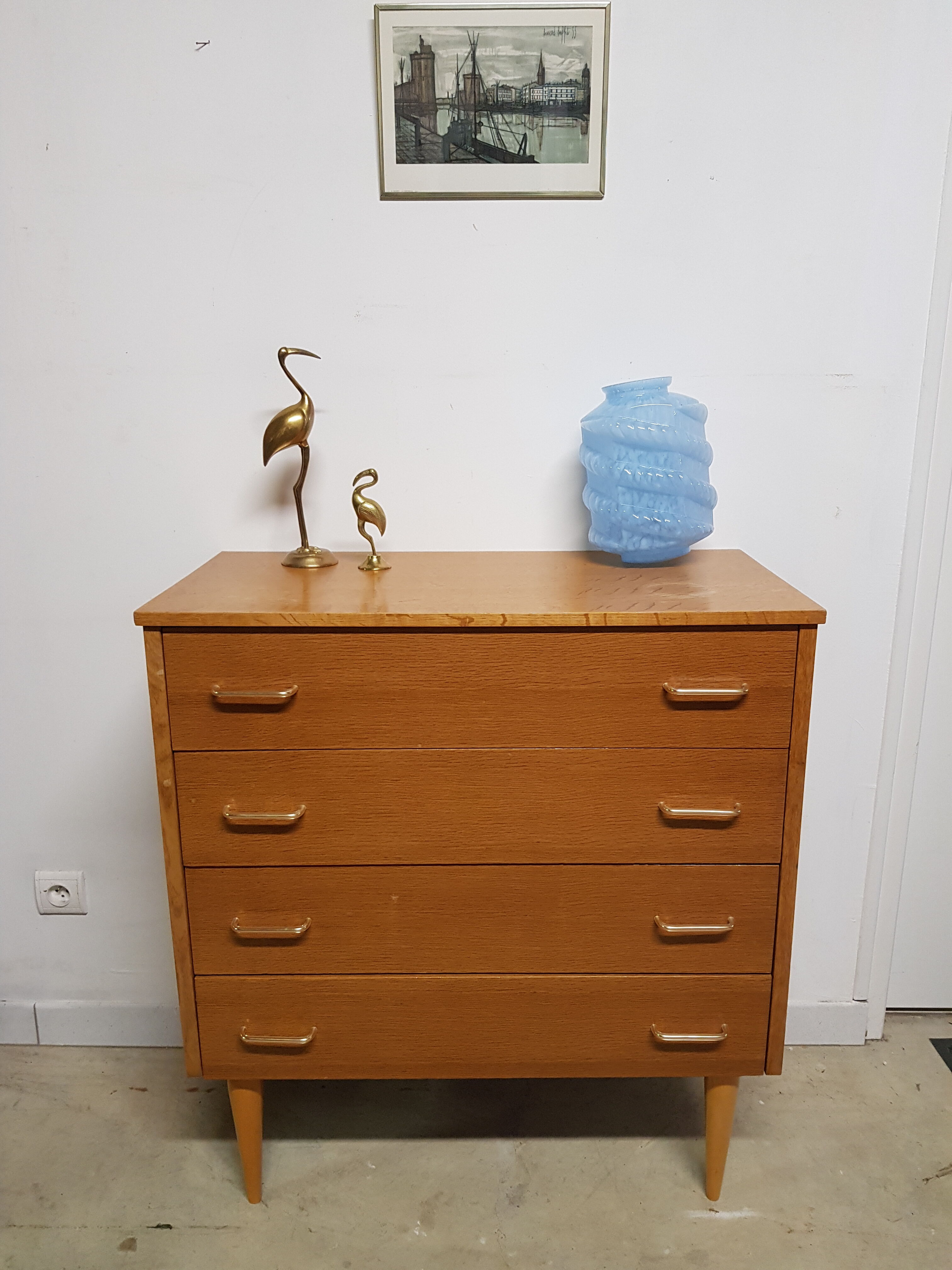 Vintage chest of drawers