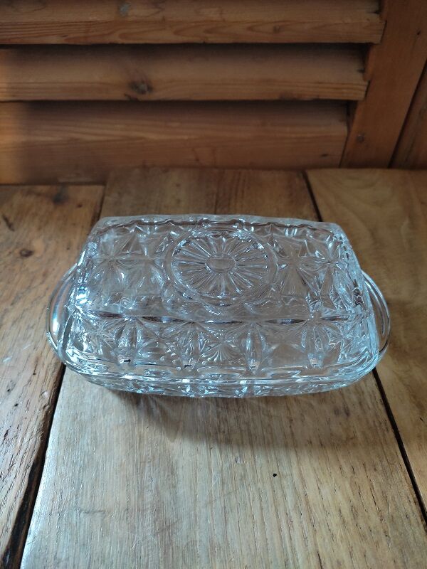 Moulded glass butter dish star decoration