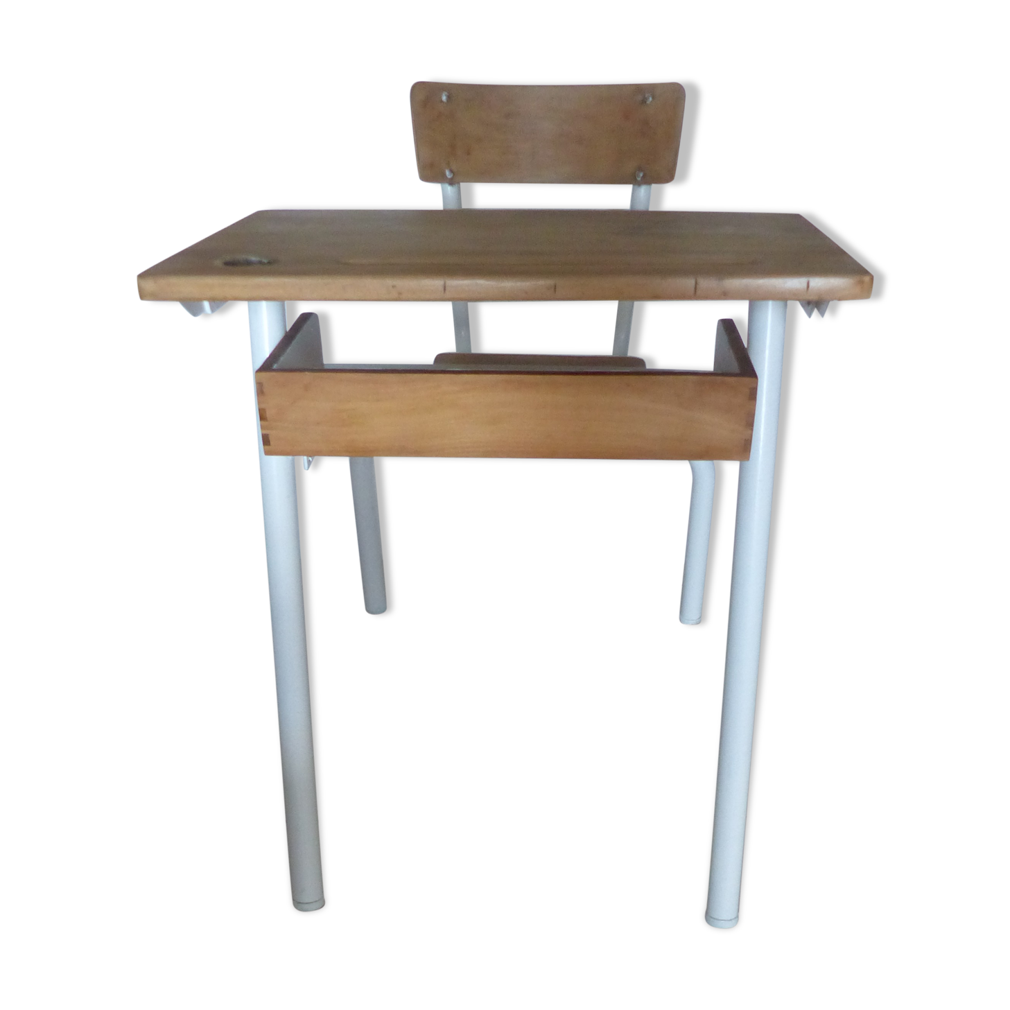 Desk with his chair