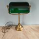 lampe de notaire , banquier opaline verte