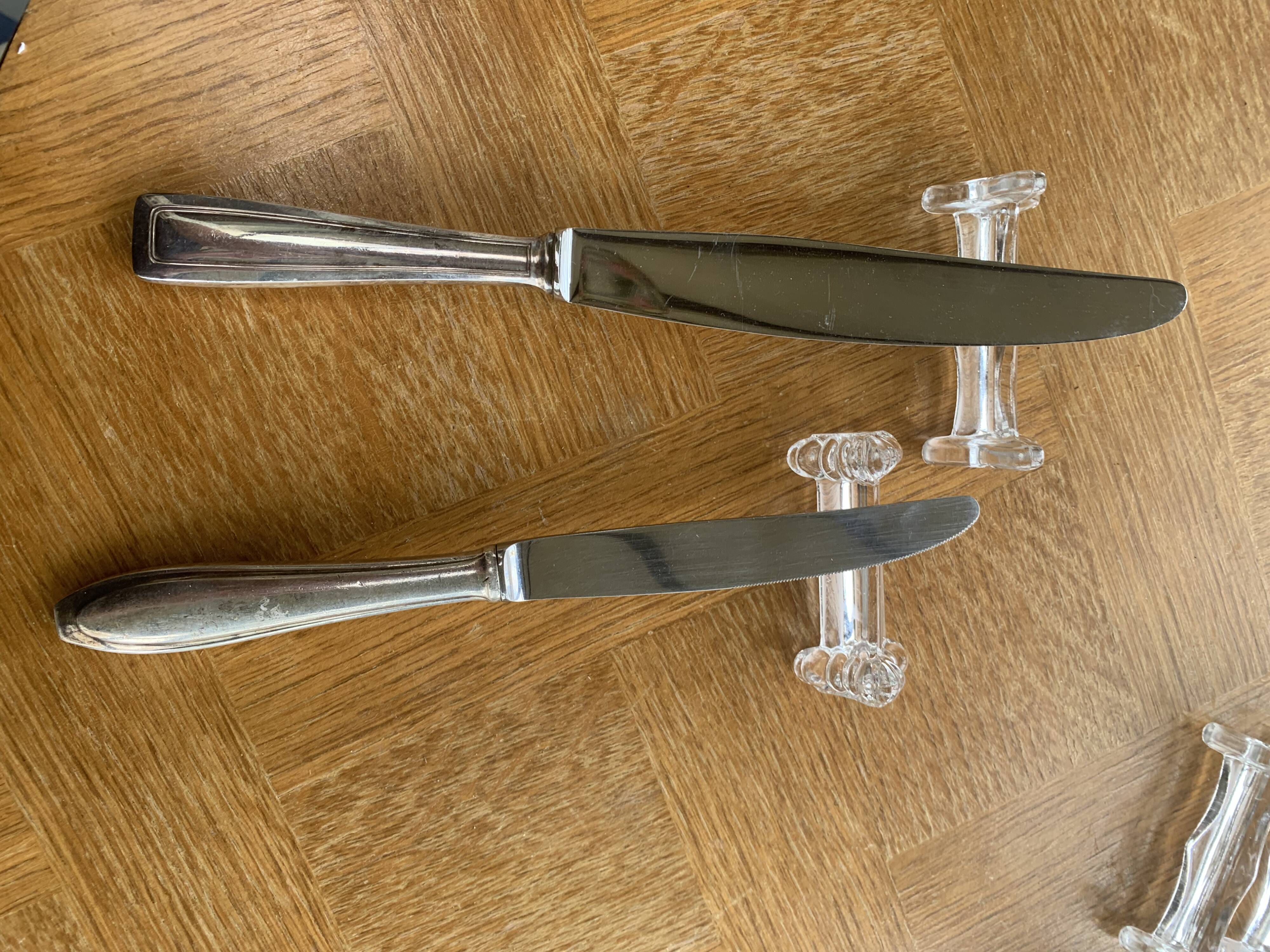 Two service knives in silver metal goldsmith Bertrand vintage