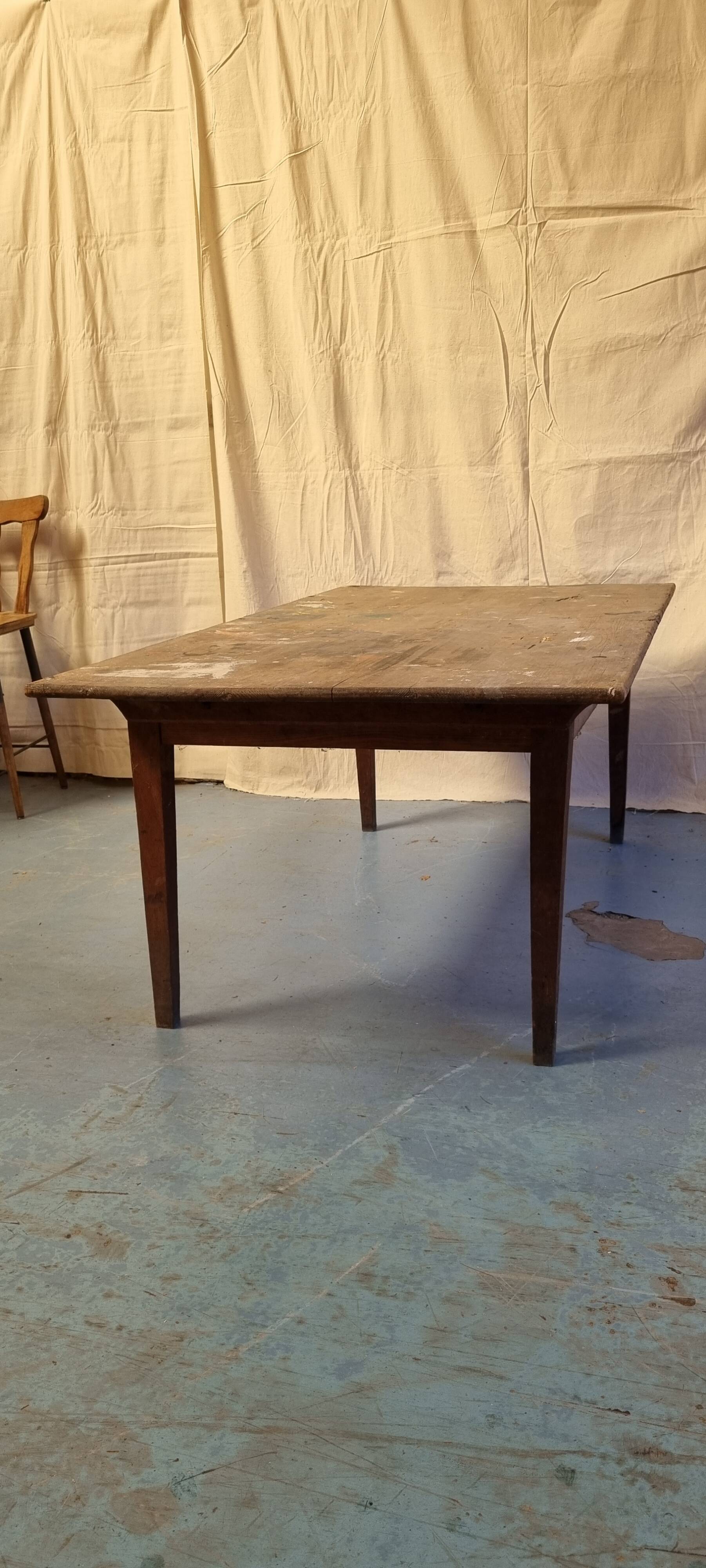 Wooden table with 1 drawer