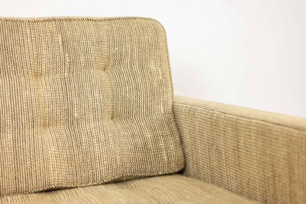 Florence Knoll, pour Knoll. Canapé et paire de fauteuils. Années 1960-70.