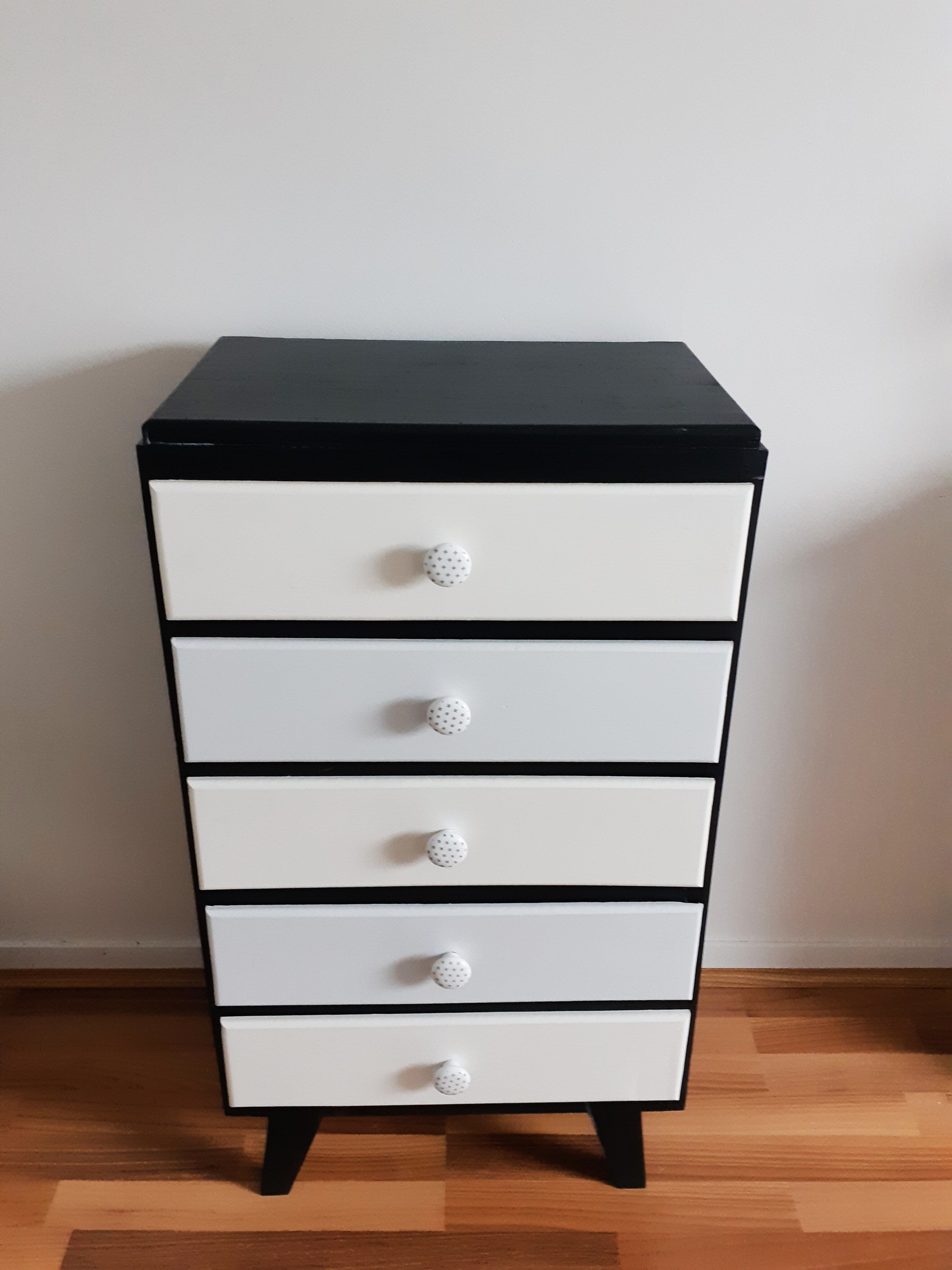 Vintage feet compass dresser