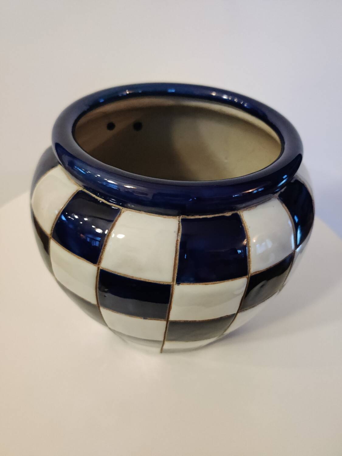 Cache pot damier bleu