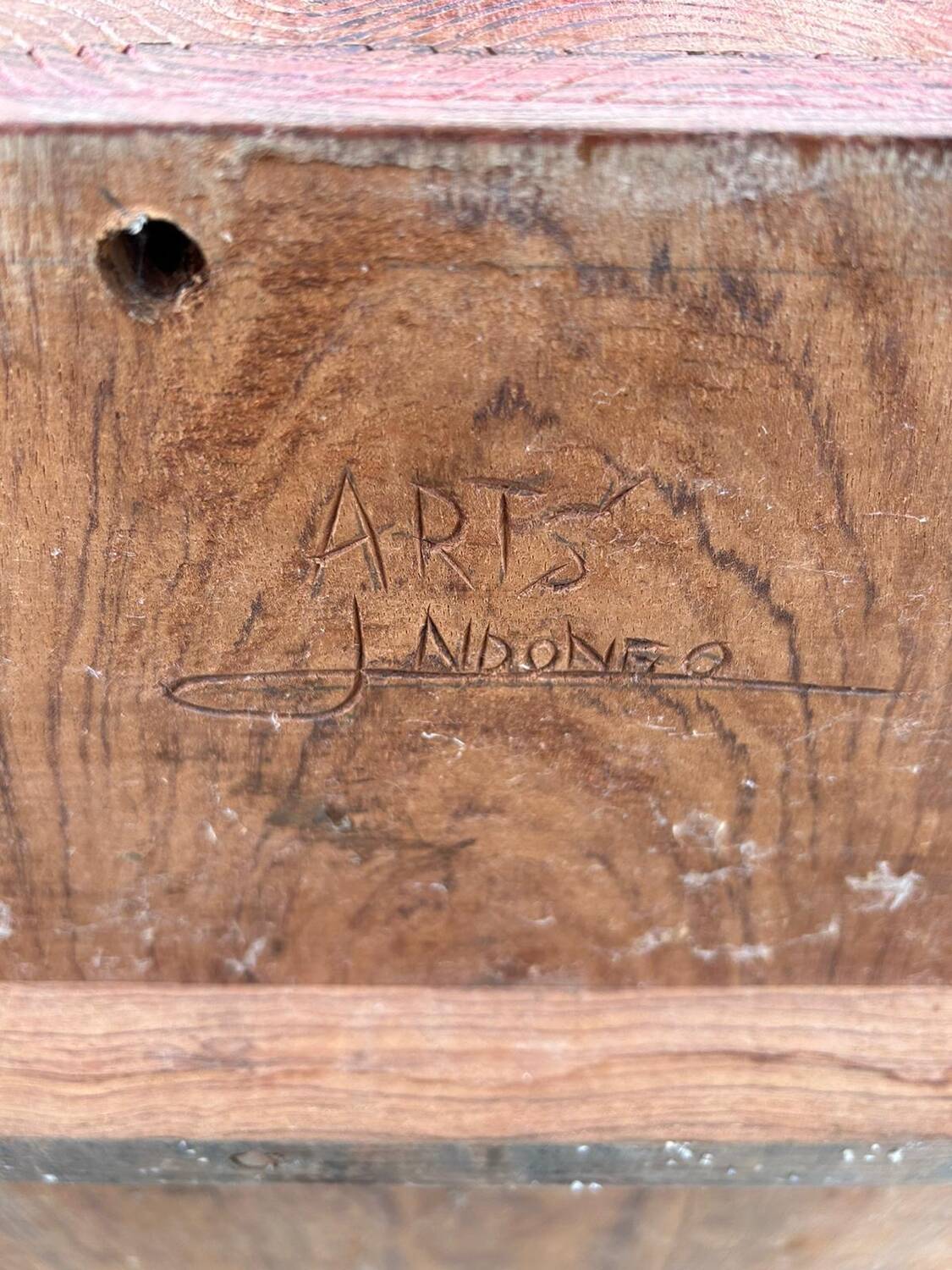 Old solid wood chest Arts indoneo