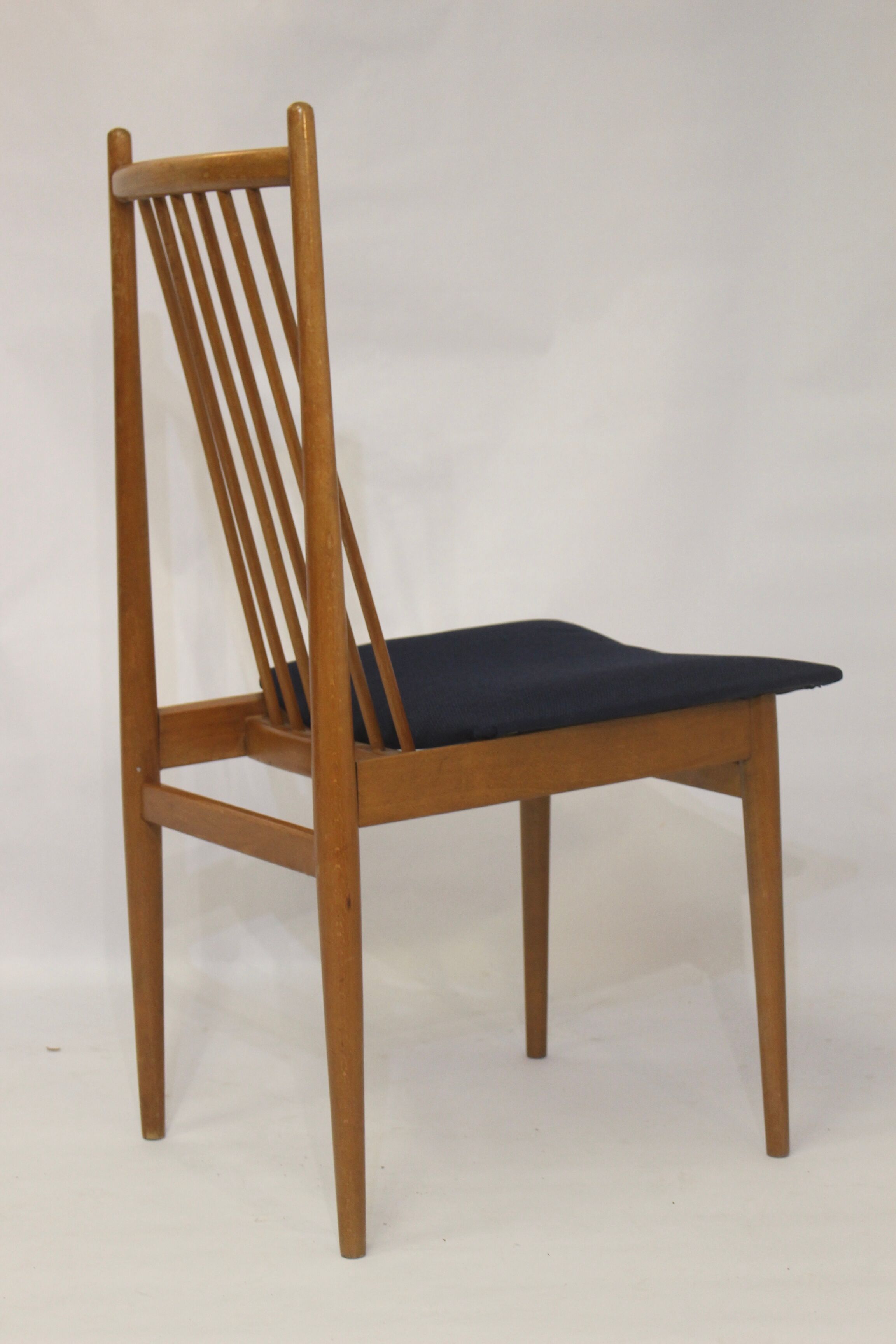 Set of 4 Scandinavian chairs year 70s