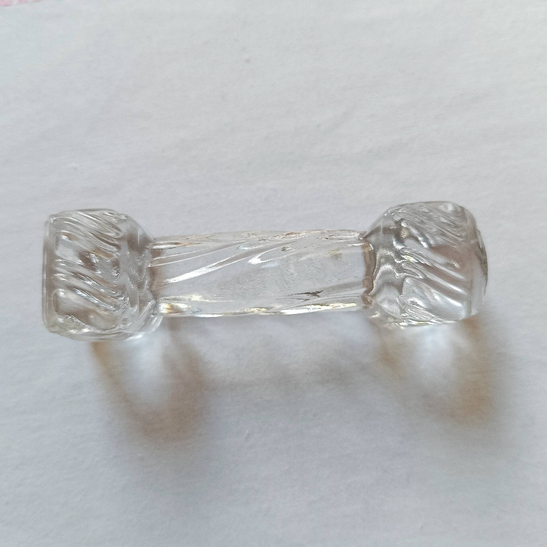 Set of 10 antique twisted moulded glass knife rests – Art Deco style