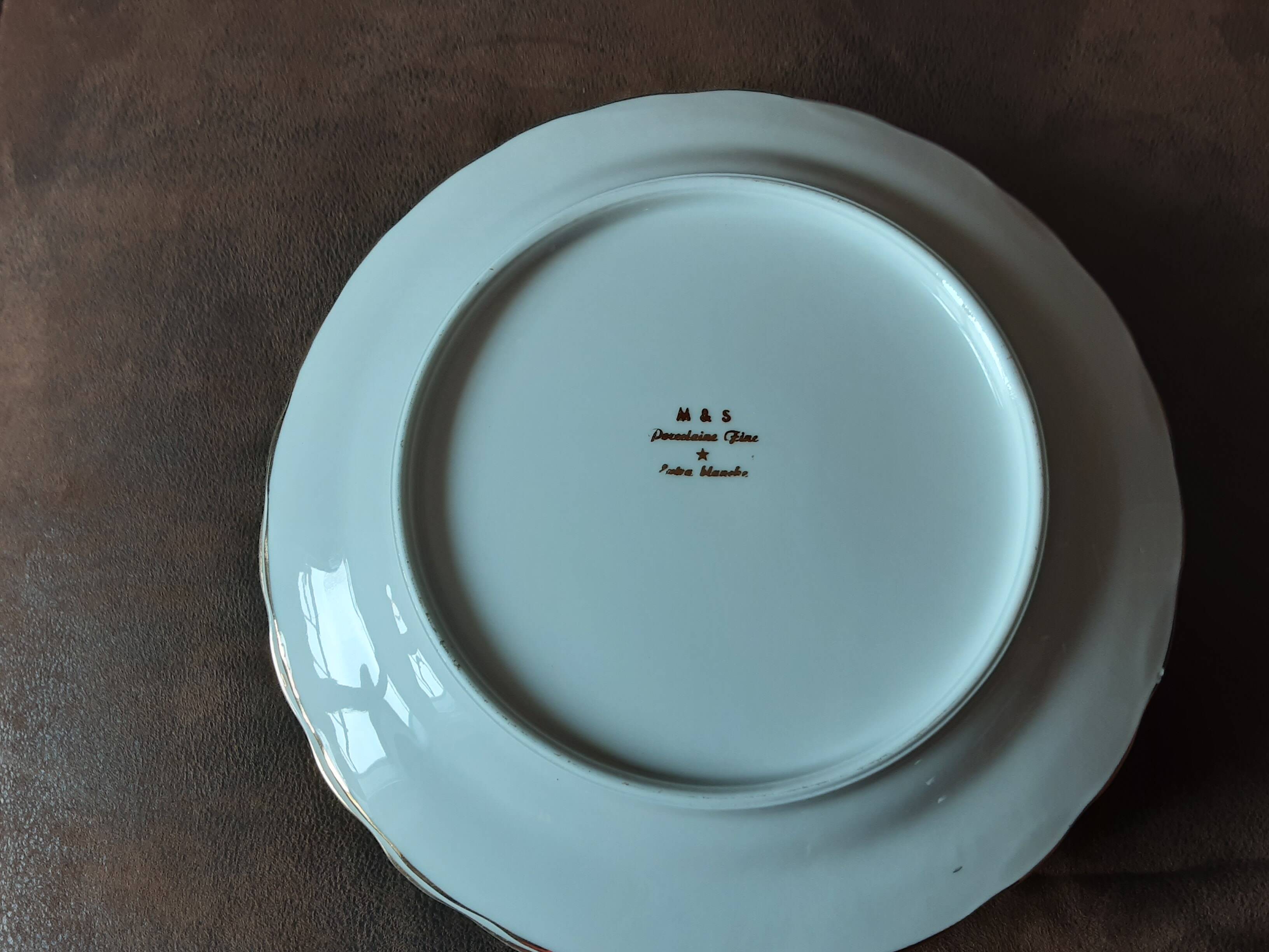Set of 6 M&S Fine Porcelain Dinner Plates
