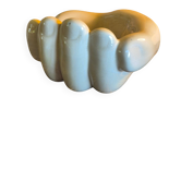 Hand tray