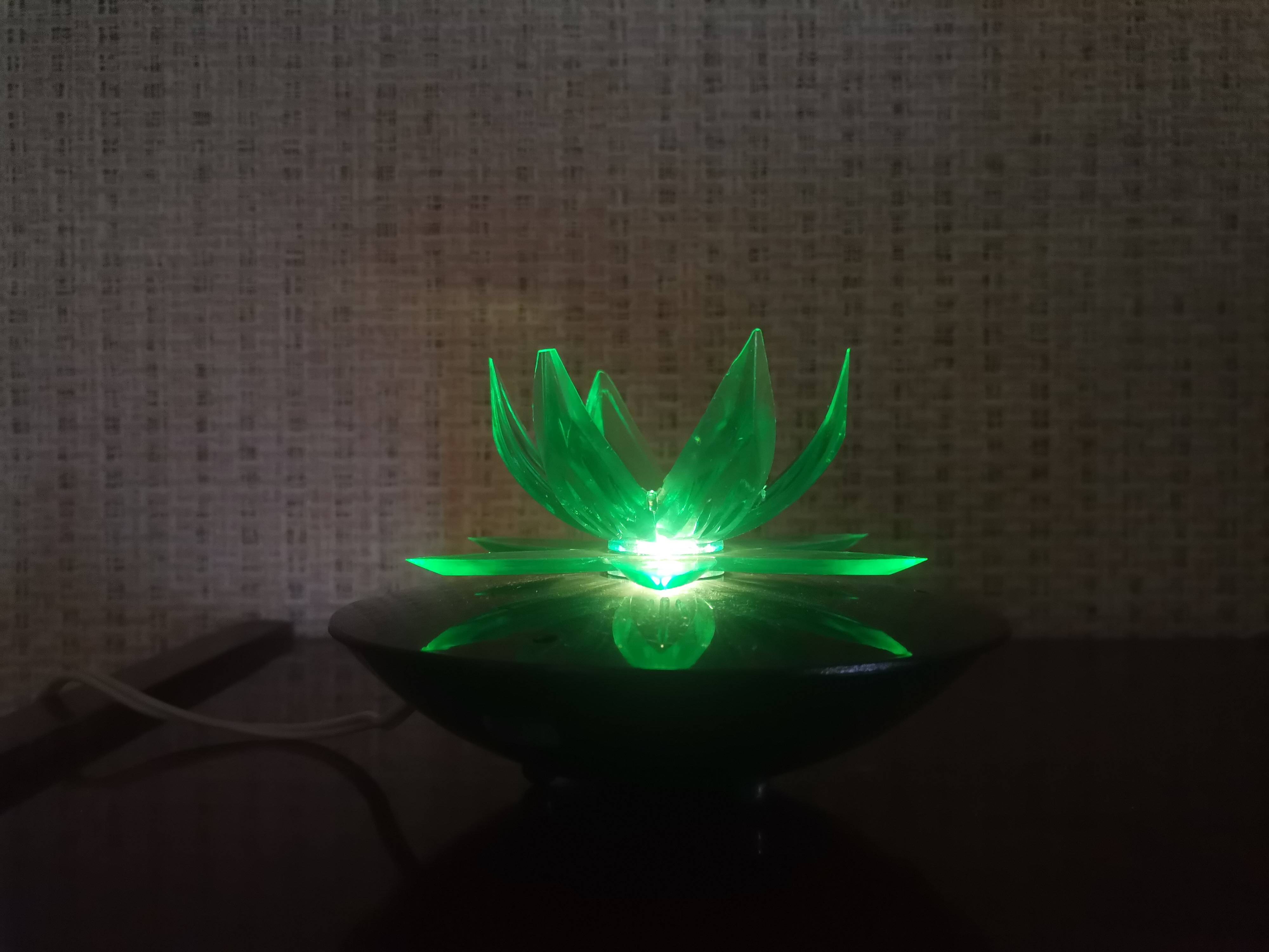 Green Water Lily Lotus Flower Night Light Lamp, Eastern Europe