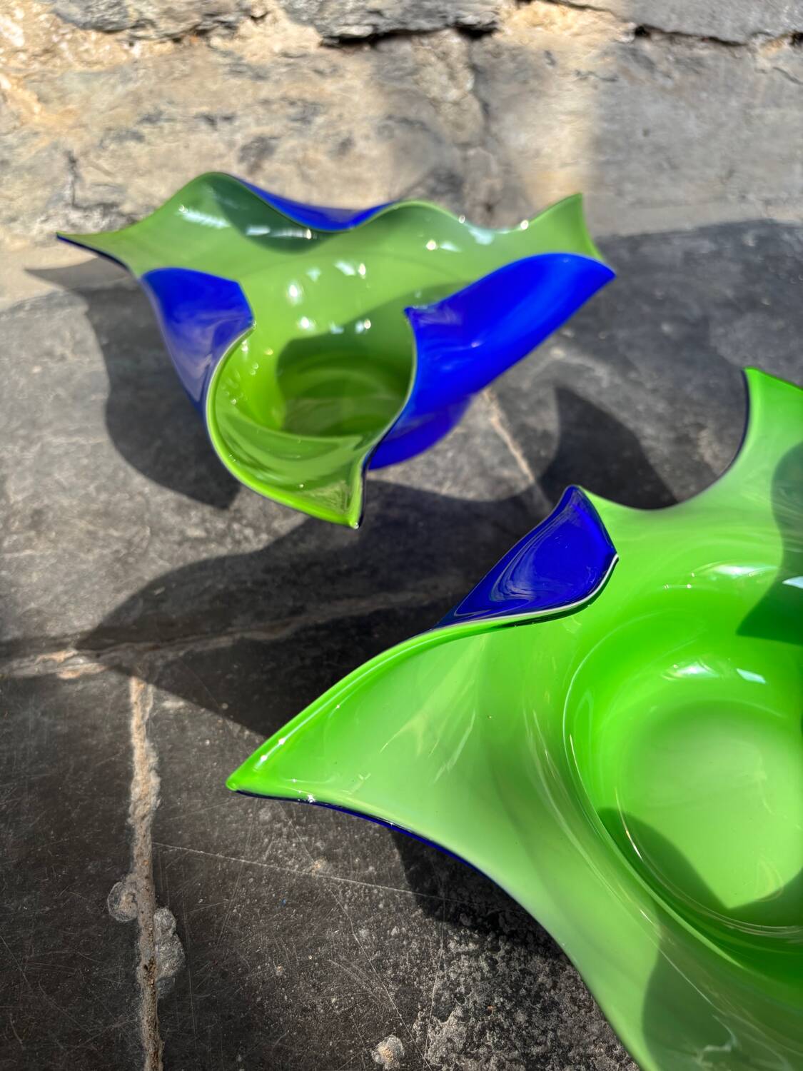 2 bowls in mouth blown glass