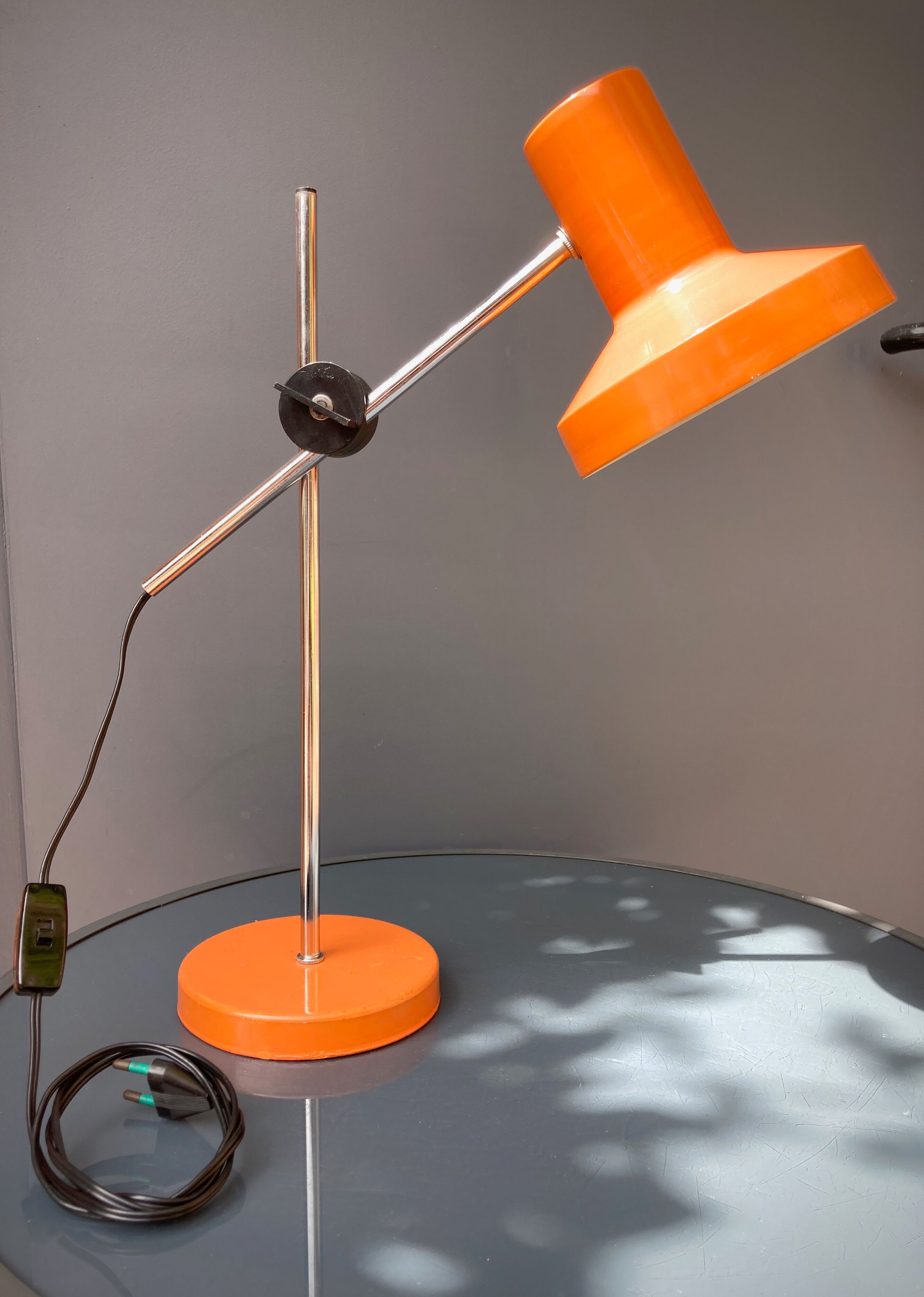 Lampe design avant-gardiste des années 1950