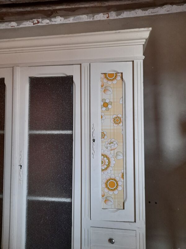 Buffet 2 corps parisien en sapin année 50