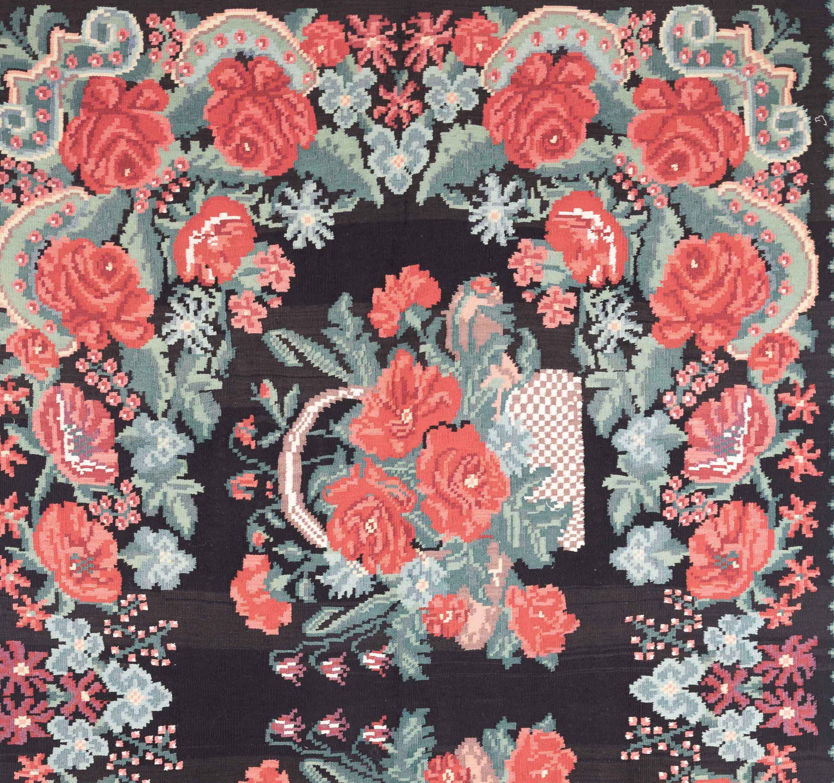 Vintage Moldovan kilim 298 x 187 cm