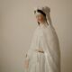 Statue de la Vierge Marie en porcelaine