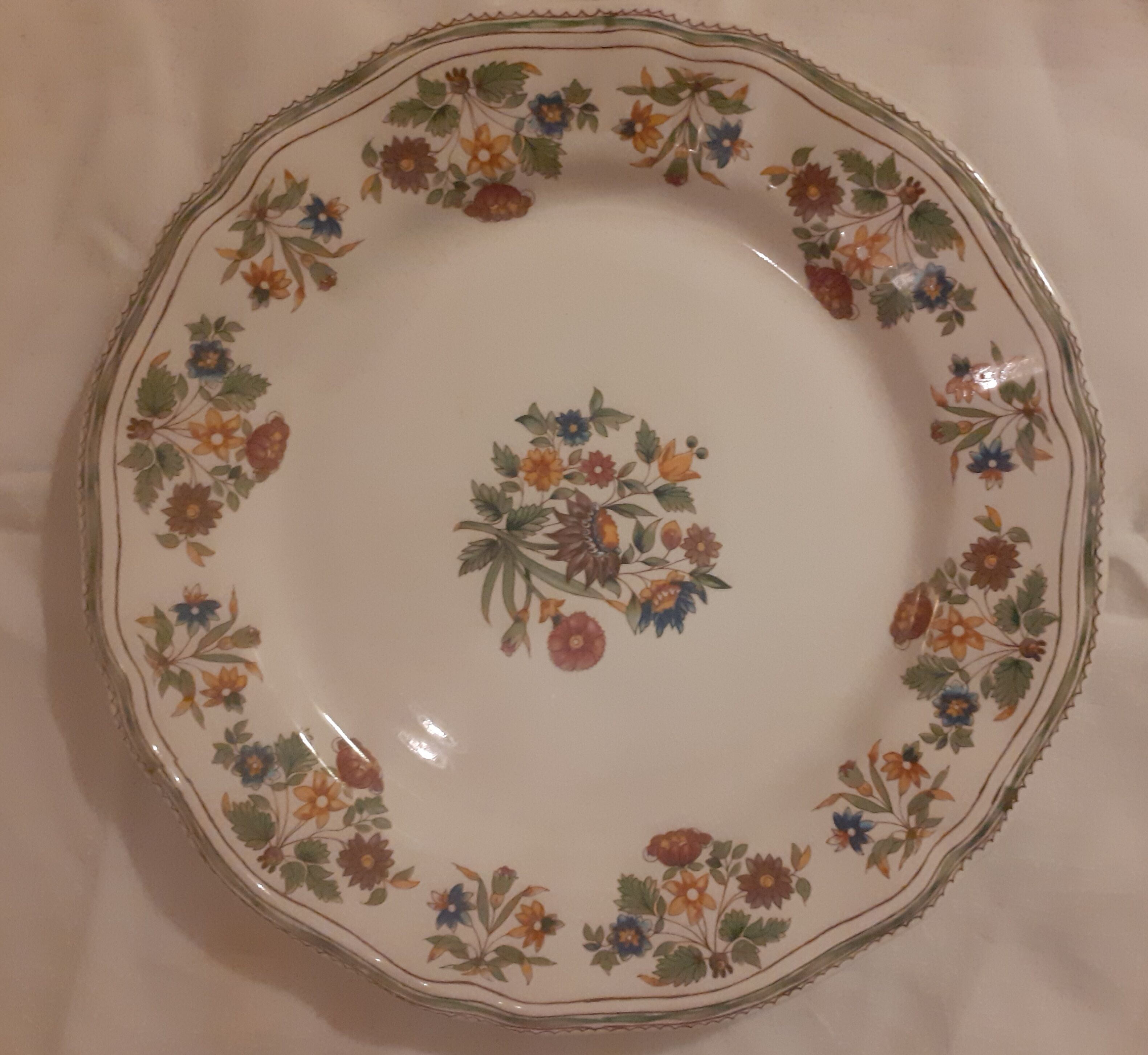 Flower plate Gien Moustiers