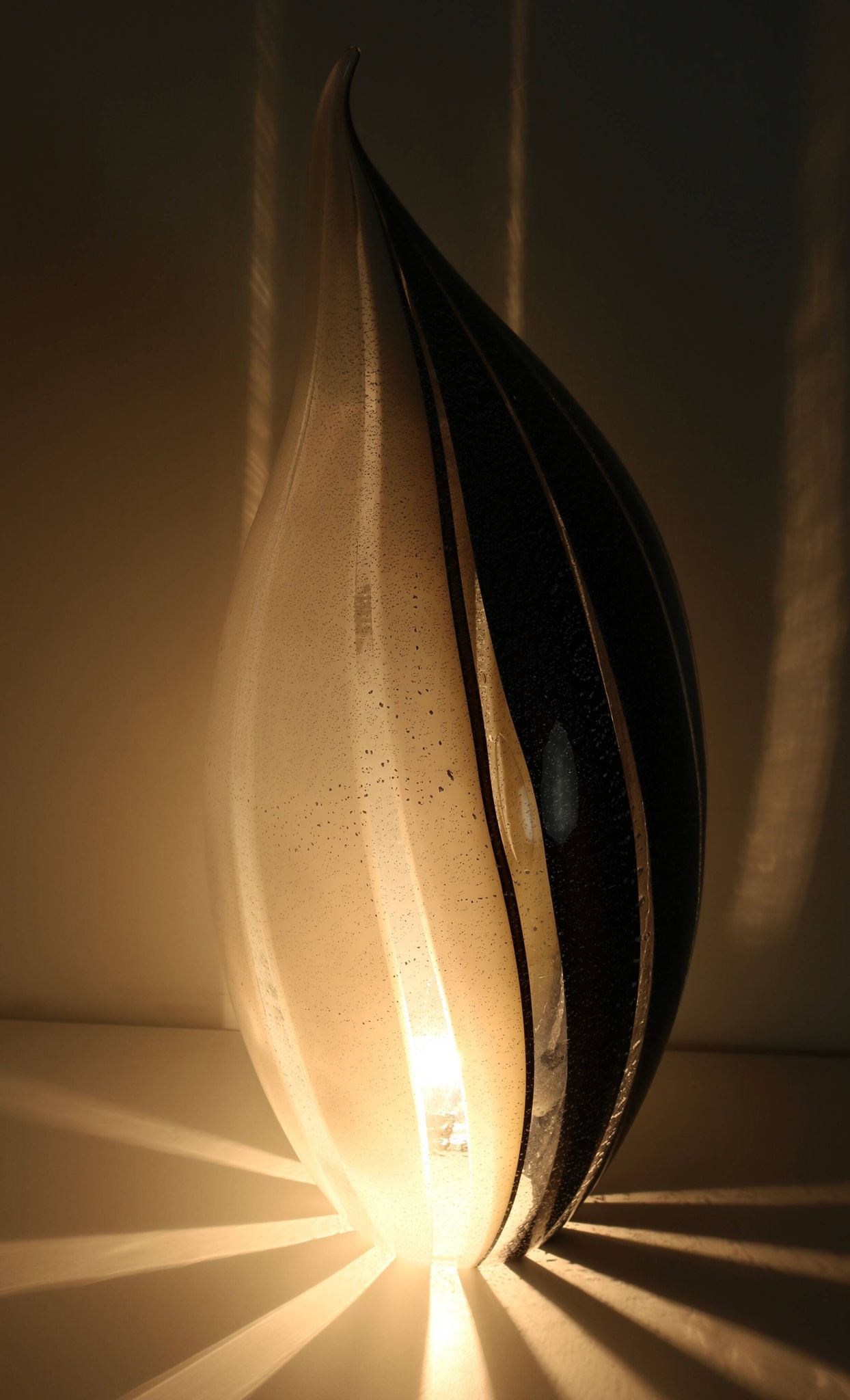 Black and White Penguin Murano Glass Table Lamp with Silver Flakes, Italy
