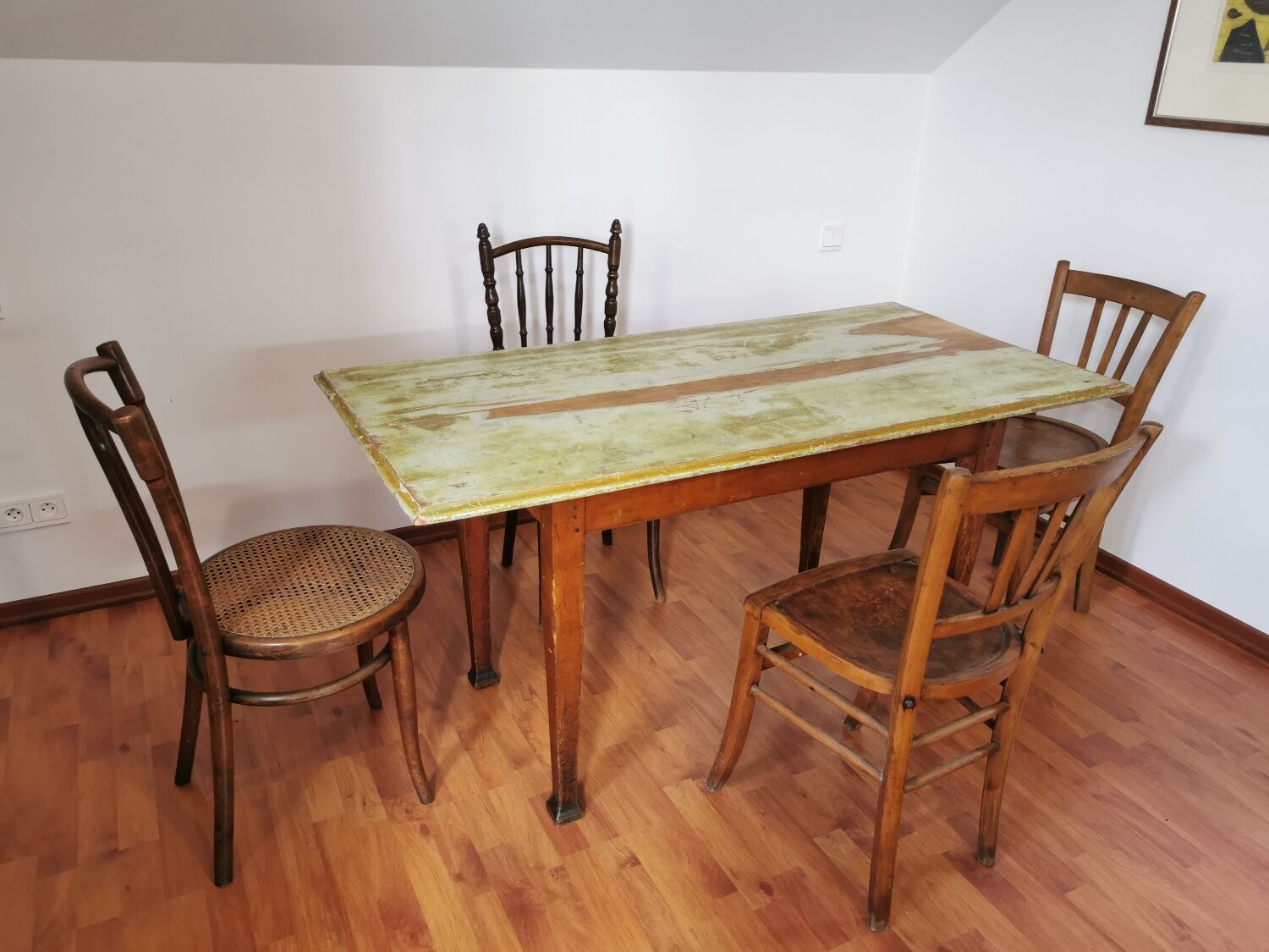 Set table and chairs bistro antique