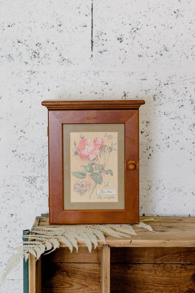 Key cabinet "rose"