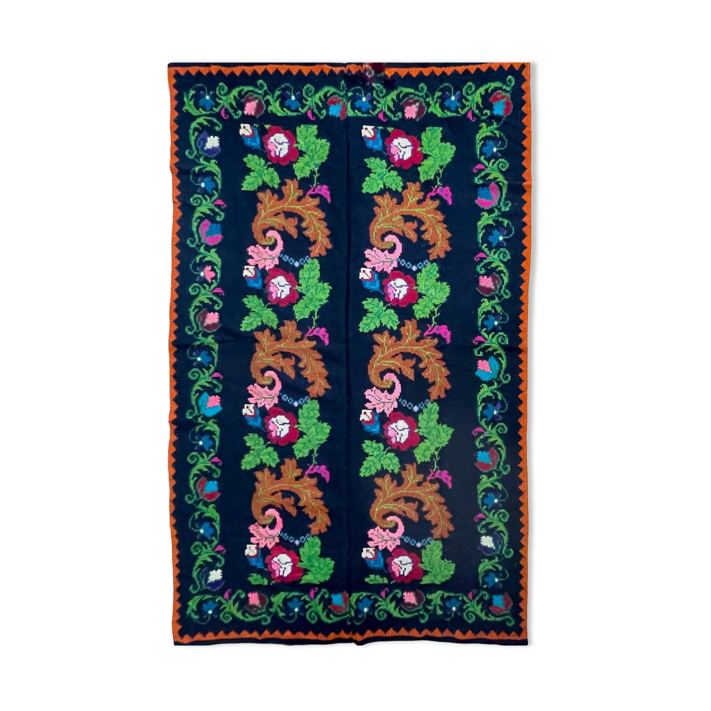 Vintage carpet in Romanian wool floral design and brown leaves 263x146cm