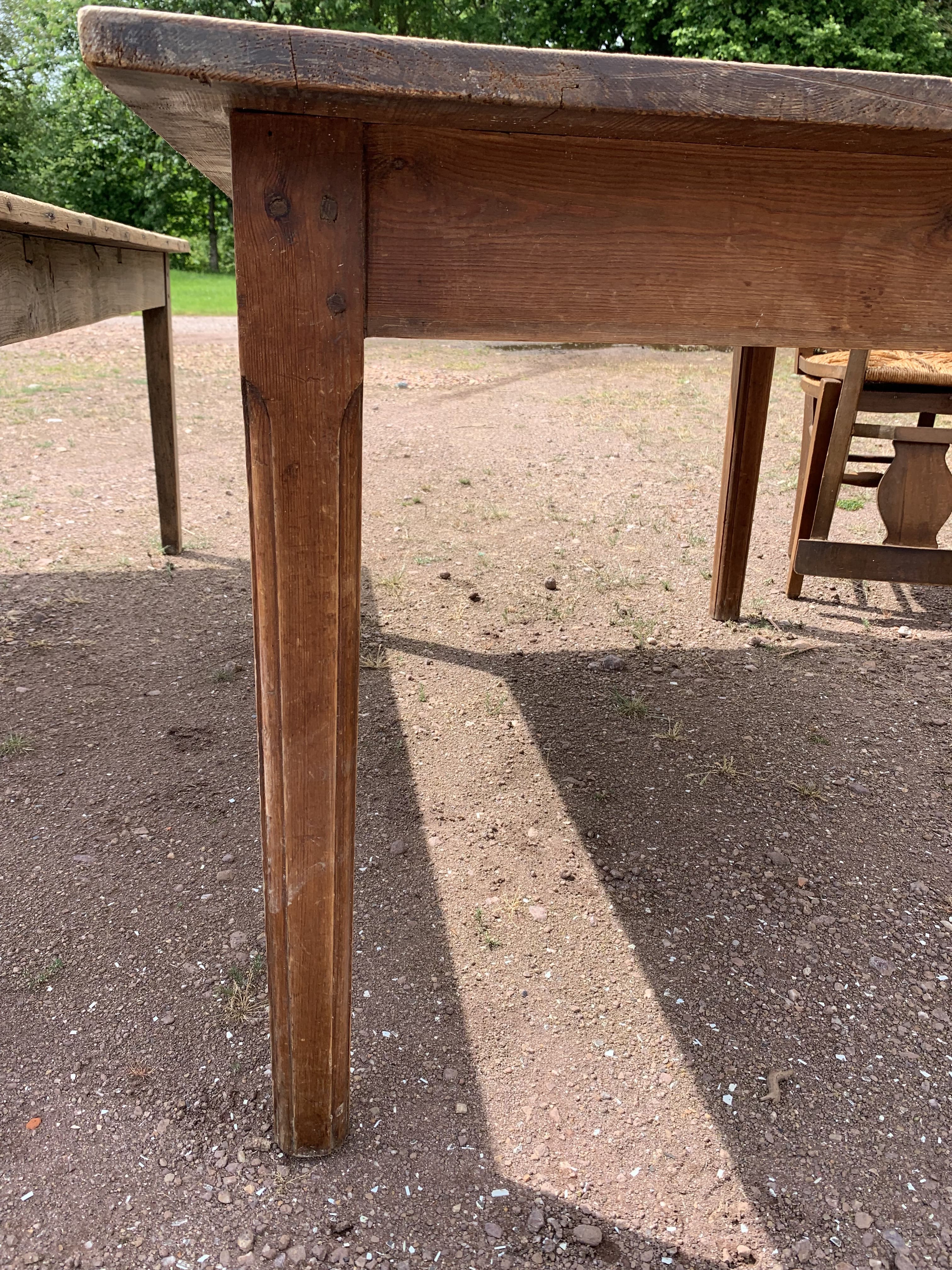 Old rectangular table - 1M40 - 2 drawers