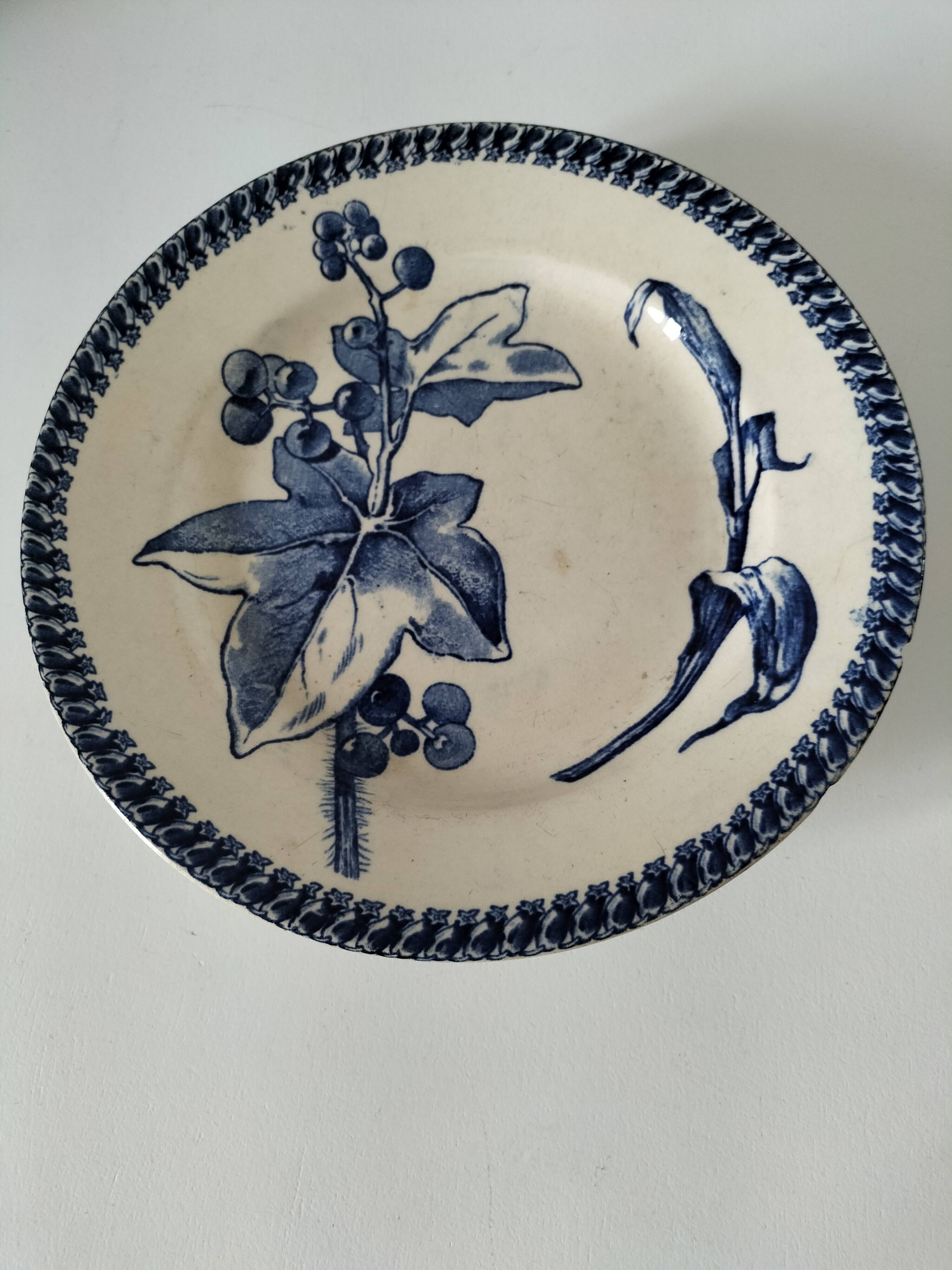 E. Bourgeois Grand Dépôt plant blue decoration washbasin plate