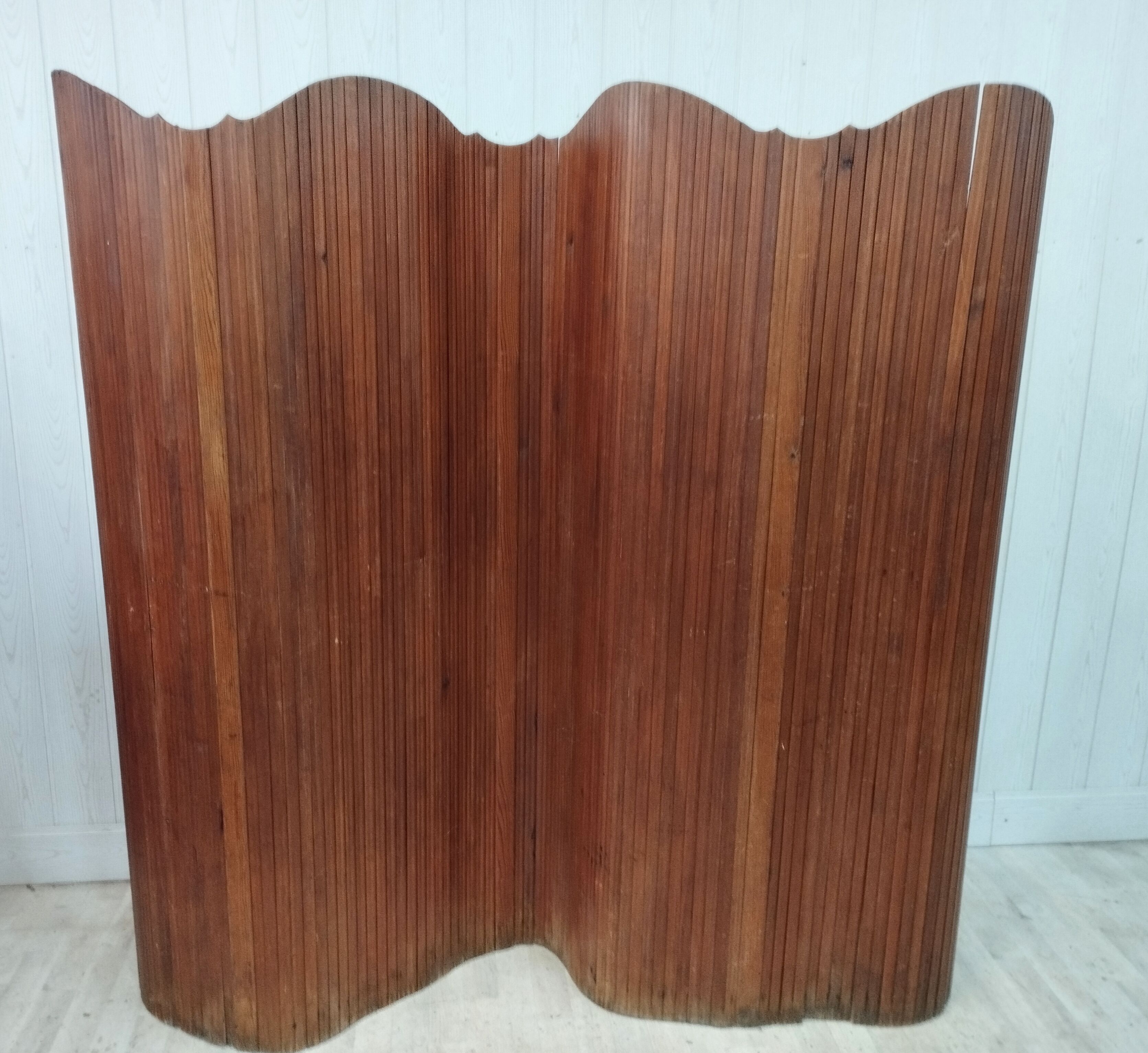 Vintage wooden roll screen