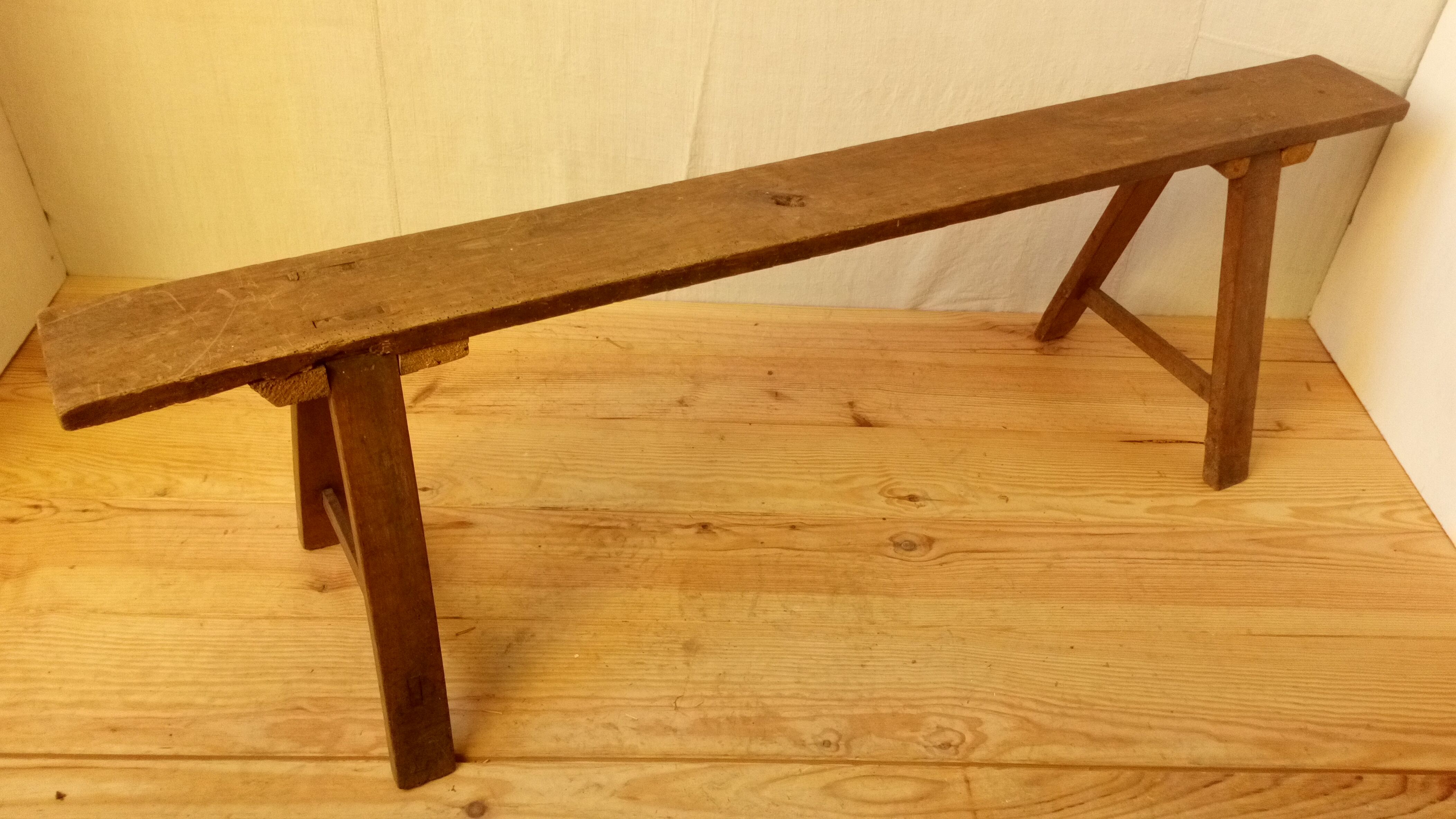 Little farm in oak bench