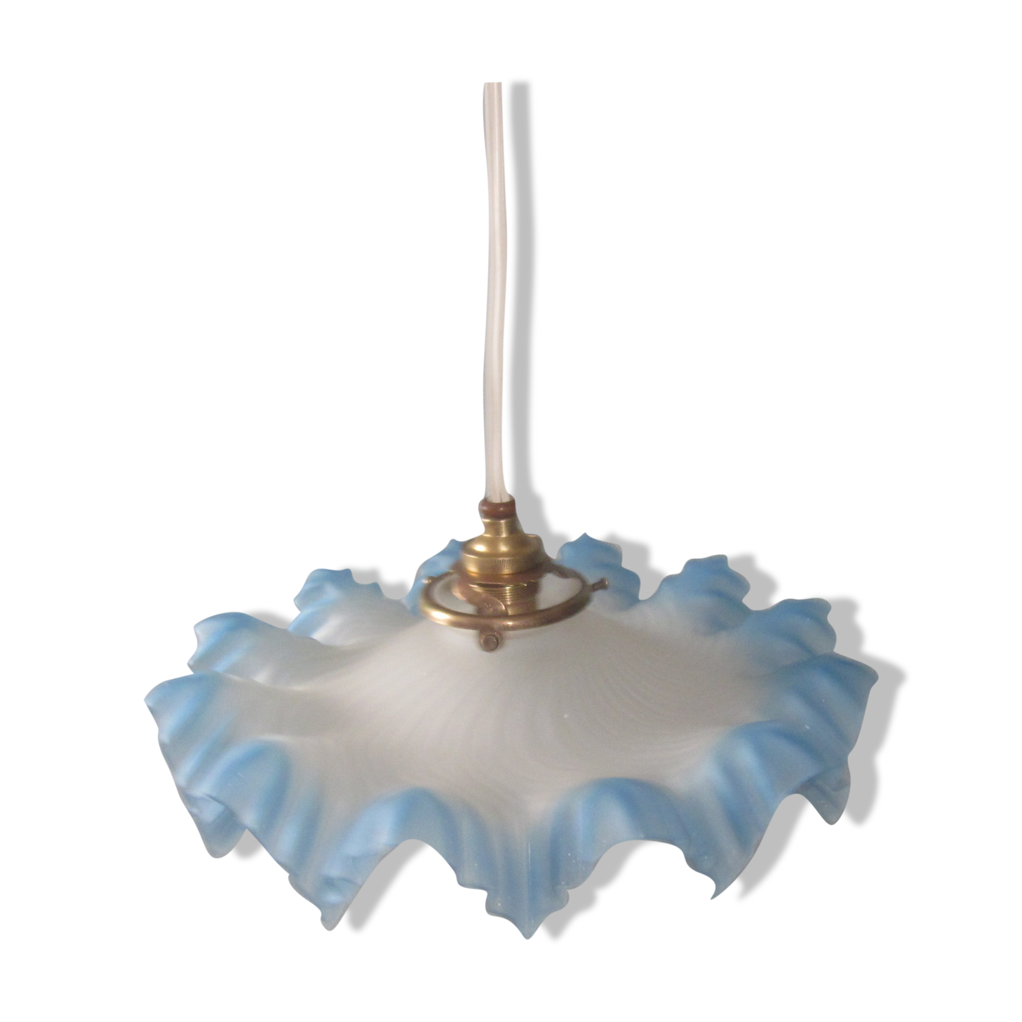 Antique suspension in glass