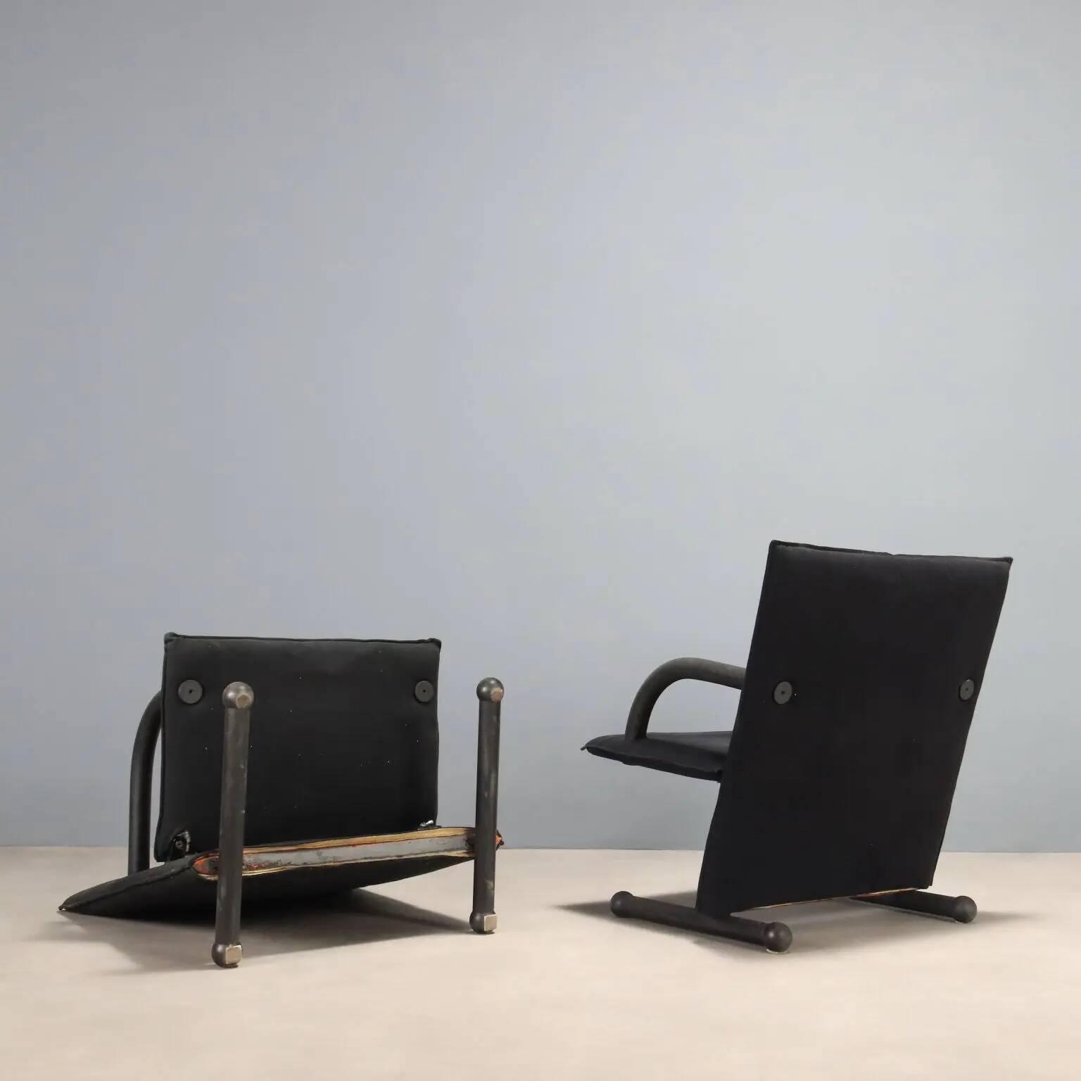 Artflex T Line armchairs designed by Burkhard Vogtherr in leather, Italy, 1980s.