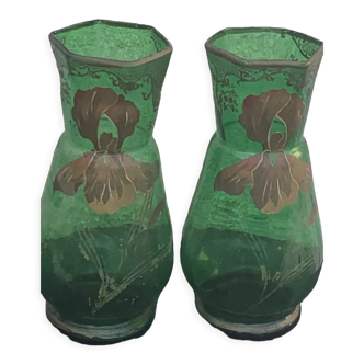 Paire de vases aux iris dore verre transparent vert et iris peint a la main art nouveau, collector
