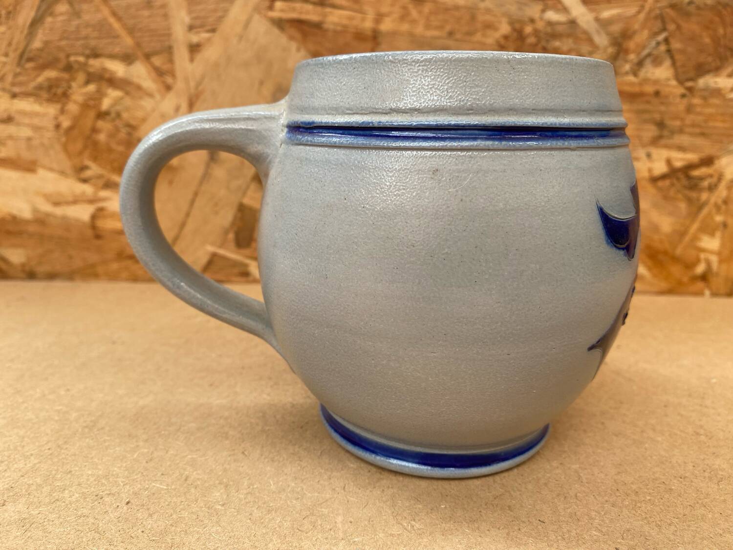 Set of 3 Beer Pint Mugs Stoneware Grey Vintage Blue Flower Decor