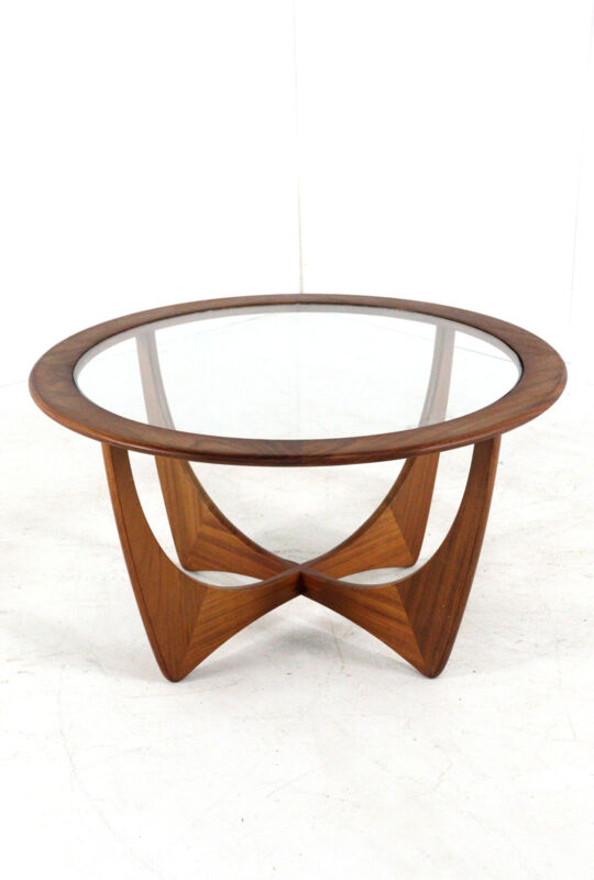 G-Plan Astro round coffee table 'Ludlow'