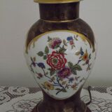 French Limoges Hergé table lamp base with gold highlights and floral decoration.