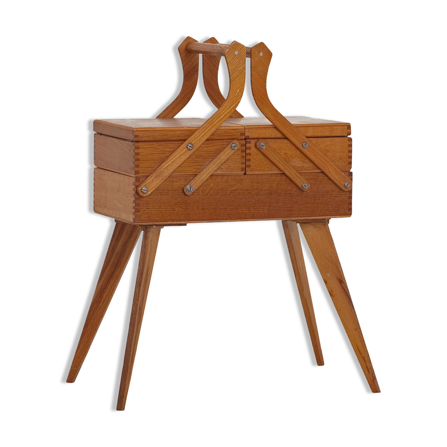 Vintage sewing basket