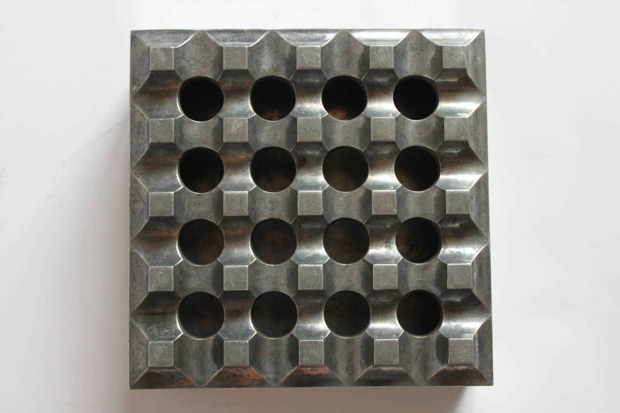 Ultima 15 ashtray by Bo Ljungberg & Holger Backstrom for Pascha AB Lund,  Malmö Sweden 1970s.