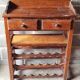 1960 Meuble pitchpin /18 btles H 112 x L88 cm