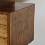 Bureau Alfred Cox du milieu du siècle en noyer et laiton. Style rétro/moderne/da