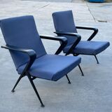 set of 2 Repose armchairs by Friso Kramer for Ahrend de Cirkel