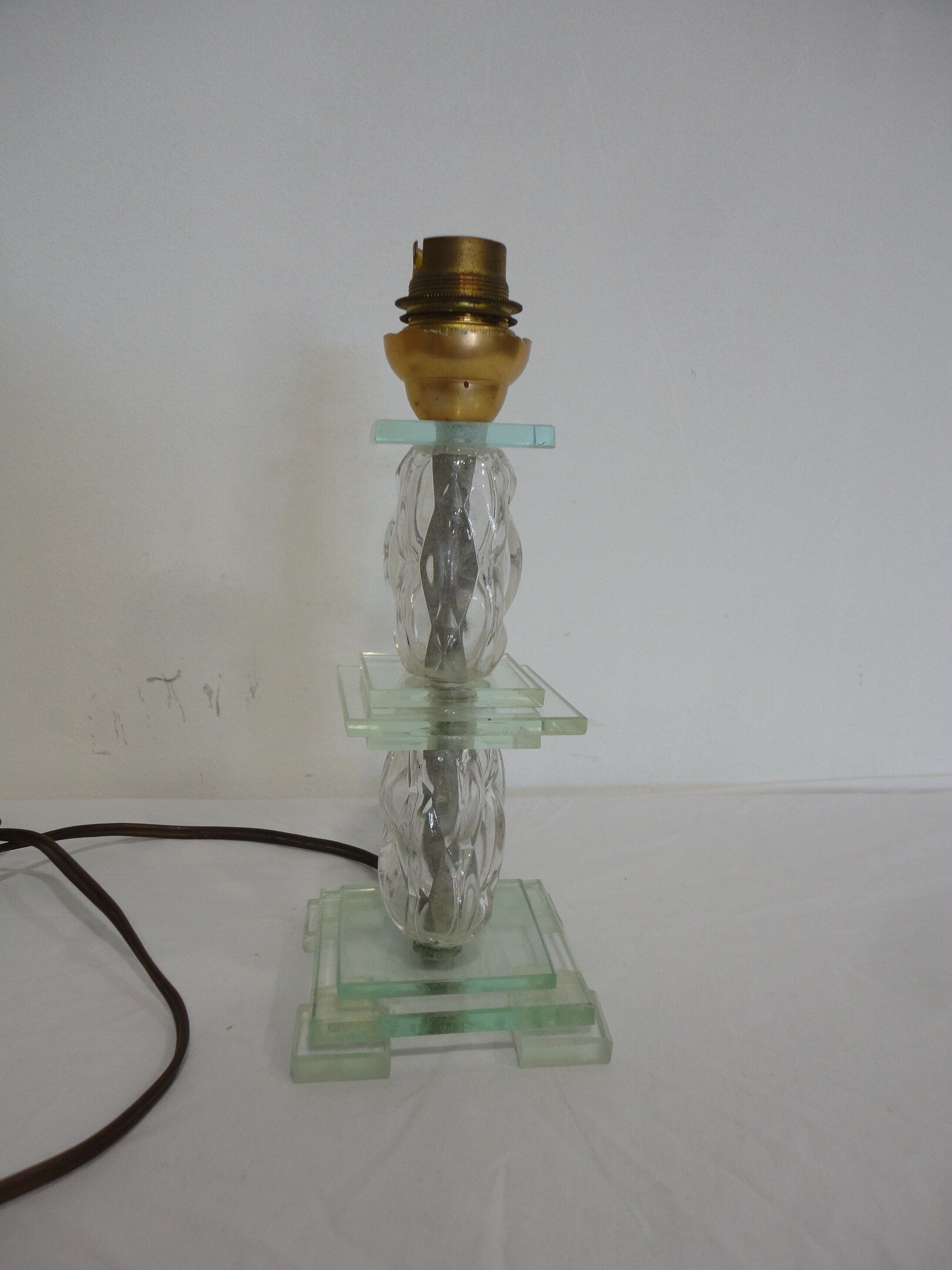 Deco art glass lamp